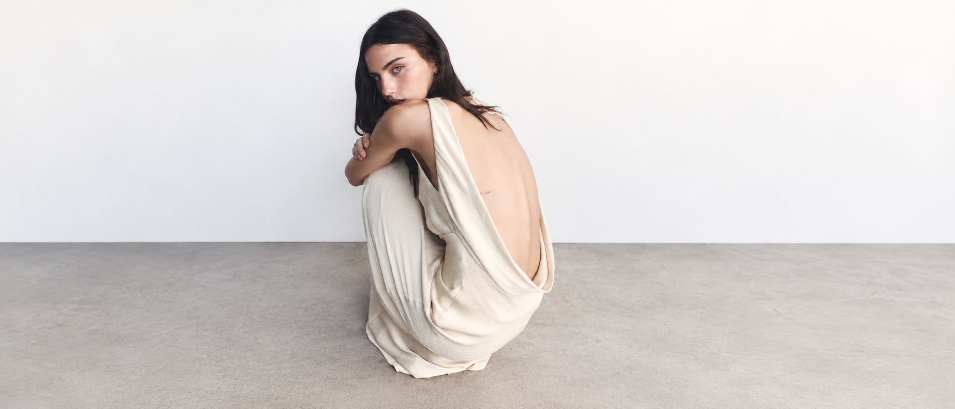 Women's relaxed everyday styling